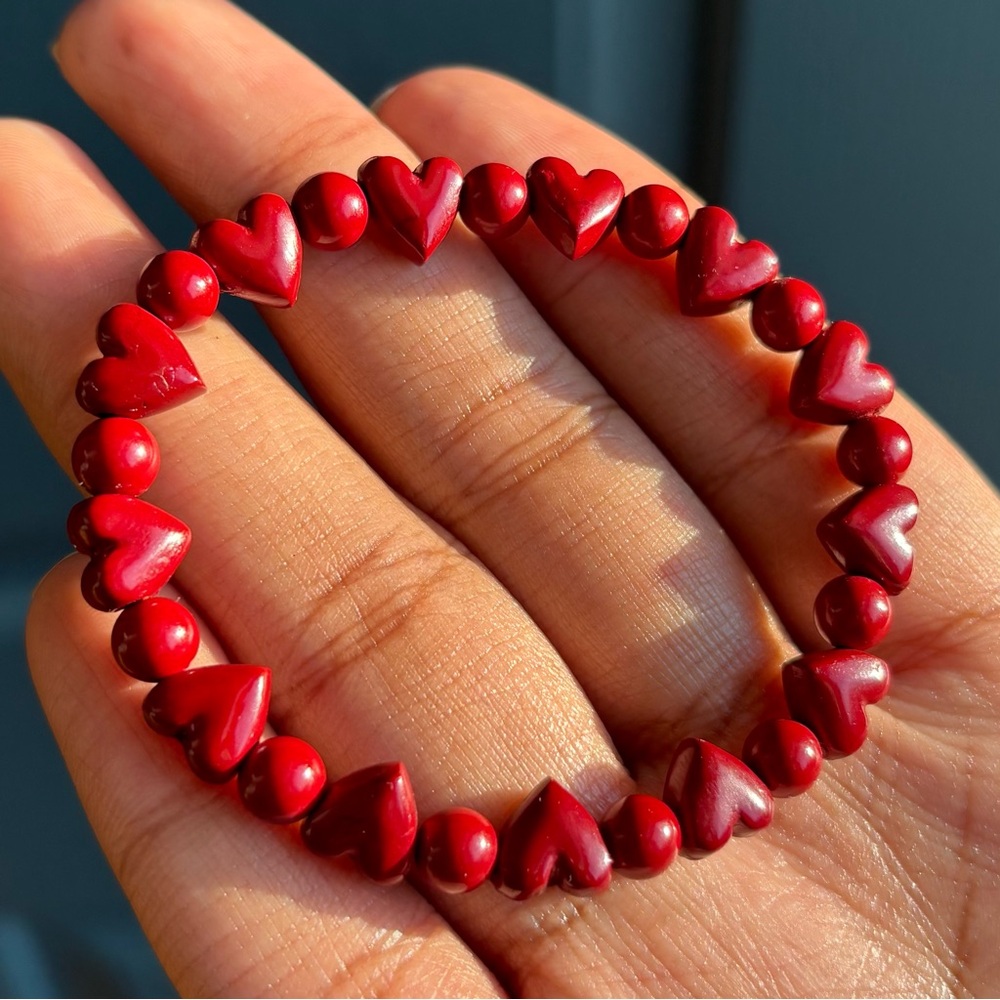 Cinnabar Heart Charms Crystal Bracelet 6-9mm